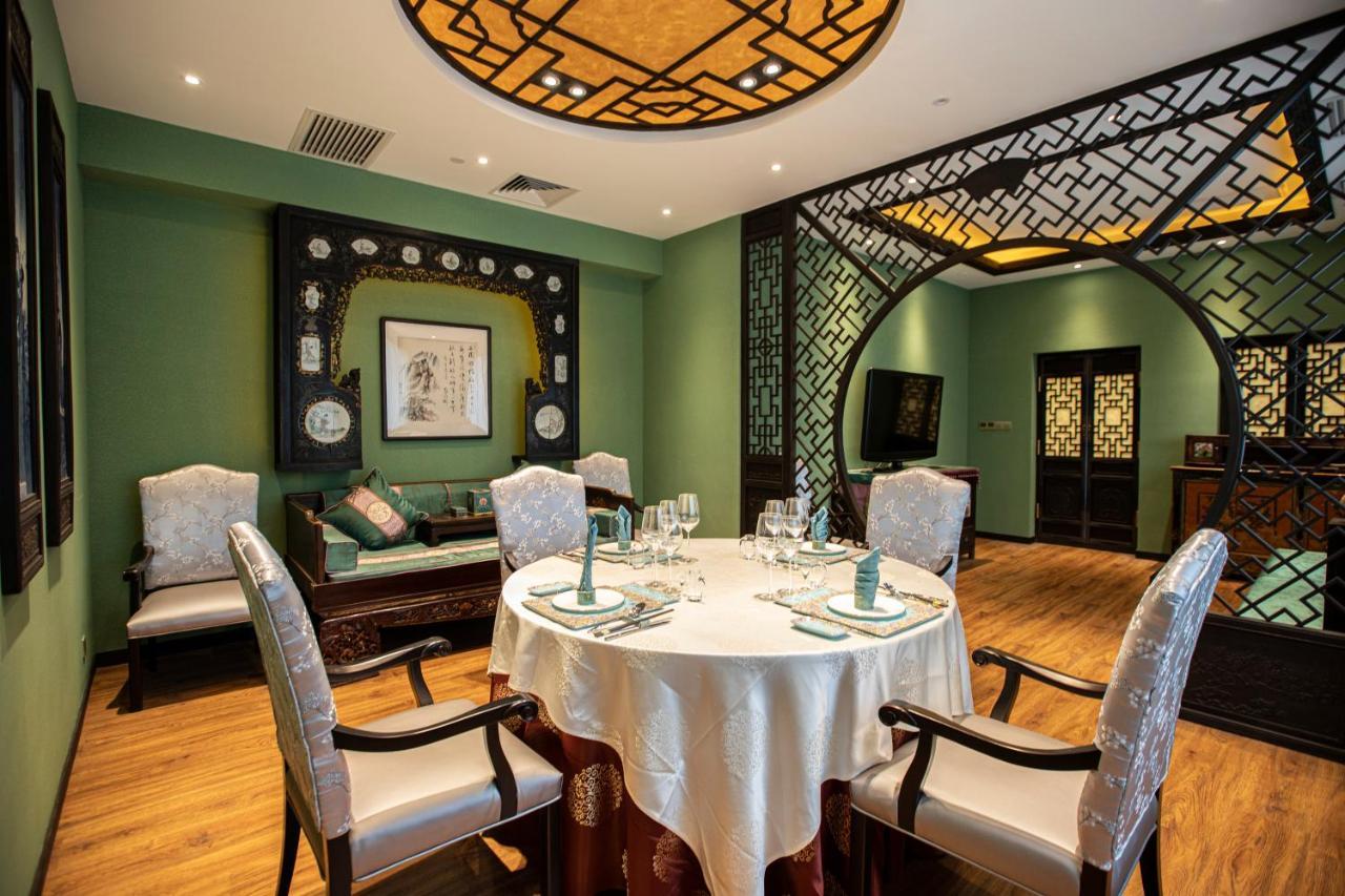 Beijing Palace International Hotel Пекин Экстерьер фото